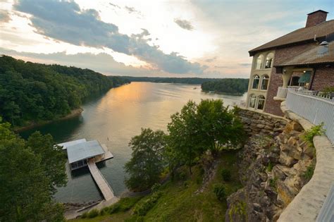 Lewis smith lake or often called smith lake is truly an alabama treasure and a great place to call home. This whimsical castle on Alabama's Smith Lake is a stunner ...