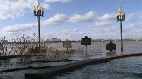Parts Of Waterfront Park Flood Again As Ohio River Rises
