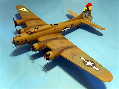 Hk Models 132 Boeing B 17g Flying Fortress Large Scale Planes