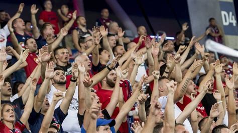 Már a Vidi stadionjában is a maszk lehet az elvárt viselet ...