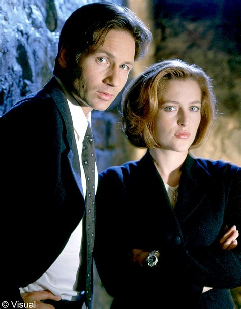 Dana Scully Et Fox Mulder De X Files Aux Frontières Du Réel