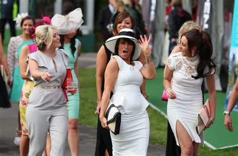 Grand National 2014 Ladies Day At Aintree Racecourse In Pictures