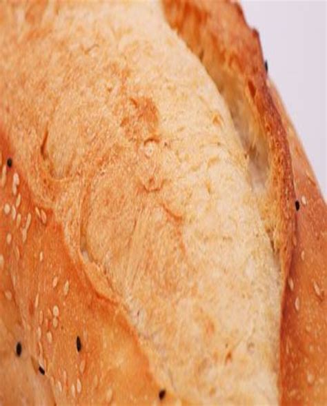 350 g de farine,10 g de levure de boulangerie,25 cl d'eau tiède pour un pain fait maison facile comme à la boulangerie, choisissez une farine de blé t55 et préférez. Pain maison - Recettes Elle à Table