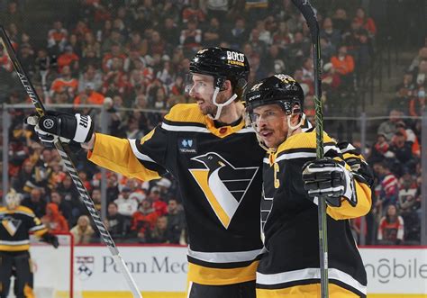 Sidney Crosby Becomes Nhls All Time Leader In Goals Vs Flyers In