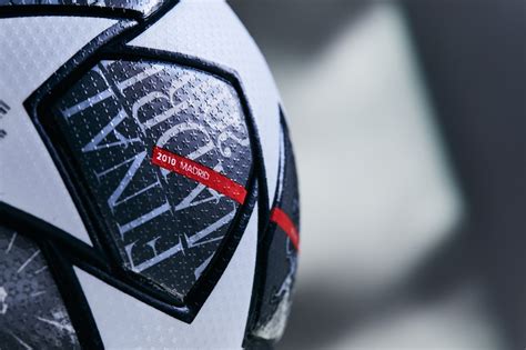 Saisissez votre recherche et validez pour afficher les résultats. adidas lance le nouveau ballon de la Champions League 2021 ...