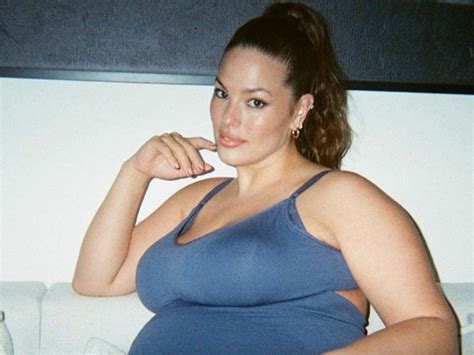 Ashley Graham Shows The Reality Of Breastfeeding Twins In Relatable Photos