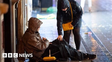 How To Help If You See A Sick Homeless Person Bbc News
