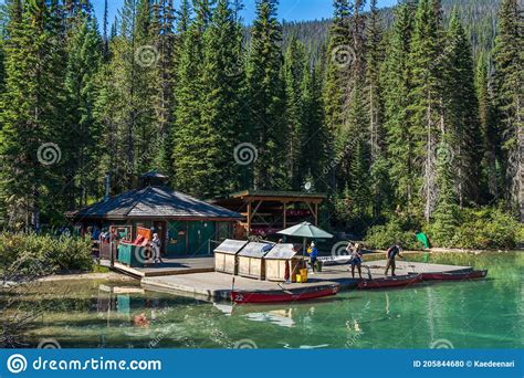 Emerald Lake Canoe Rentals And Boathouse In Summer Day Yoho National