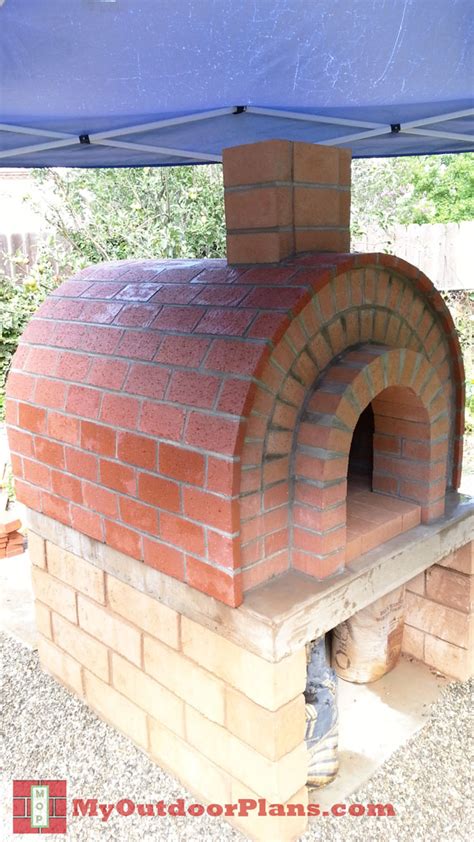 If you decide to build your own outdoor brick oven, you'll need to use firebricks. DIY Brick Pizza Oven | MyOutdoorPlans | Free Woodworking ...