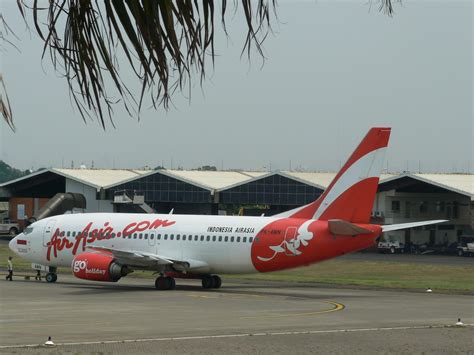 Pesan tiket pesawat dan dapatkan berbagai promo khusus air asia adalah maskapai penerbangan dengan tarif murah, yang berkantor pusan di bandara air asia melarang penumpang untuk membawa stroller ke dalam kabin pesawat. pesawatinfo: Gambar Pesawat Air Asia Indonesia