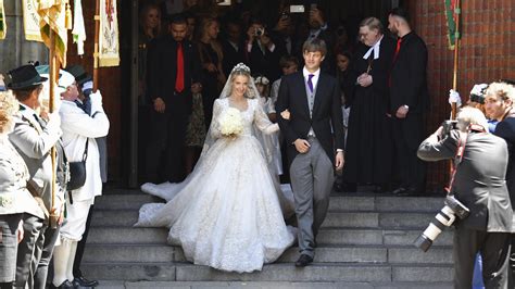 Weitere ideen zu brautmode, brautkleid, braut. Prinz Ernst August junior und seine Ekaterina haben geheiratet