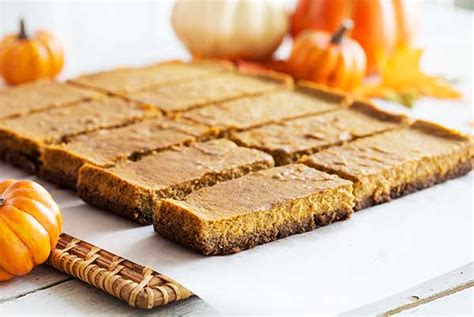 These pumpkin spice bars are another in our series of healthier comfort food recipes for the holidays from the american diabetes association.from the newly released mr. Gluten-Free Sugar-Free Pumpkin Bars Recipe
