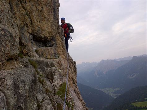 Sella Prima Torre Del Spigolo Steger Arrampicata Free Climbing