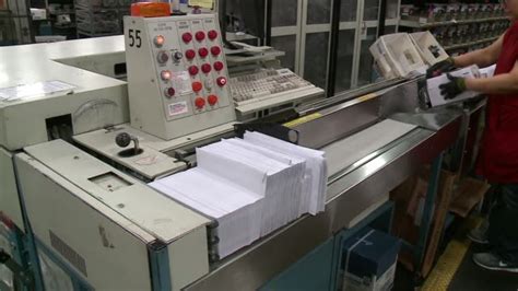 Mail Sorting Machine点の映像素材／bロール Getty Images
