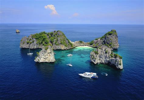 ของโบราณ Koh Rok Island Thailand เกาะรอก อุทยานแห่งชาติหมู่เกาะลัน