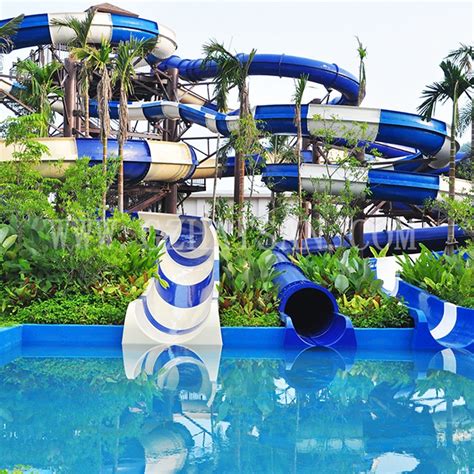 Interactive Spiral Tube Slide For Water Park Aqua Park Slide Factory