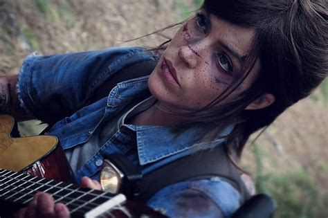 Realistic Cosplays For Ellie And Joel From The Last Of Us Part Ii Respawwn
