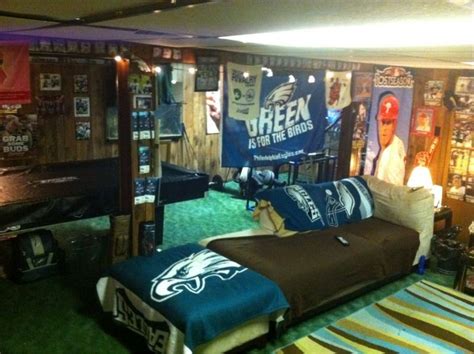 Display your spirit with officially licensed philadelphia eagles office supplies, home furnishings, and more from the ultimate sports store. #FlyEaglesFly Fan Cave | Philadelphia eagles