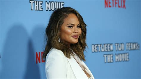 Watch Access Hollywood Interview Chrissy Teigen Fires Back At Twitter Troll Who Called Her