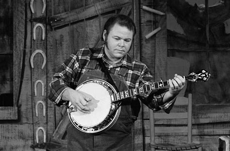 Roy Clark ‘hee Haw Host And Country Music Legend Dies