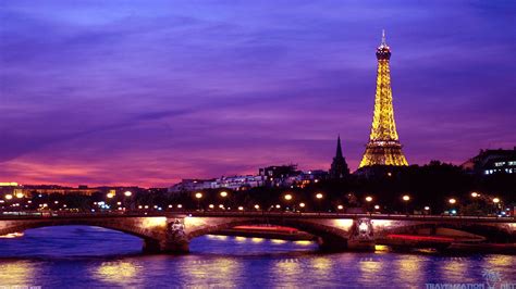 72 Eiffel Tower At Night Wallpaper On Wallpapersafari