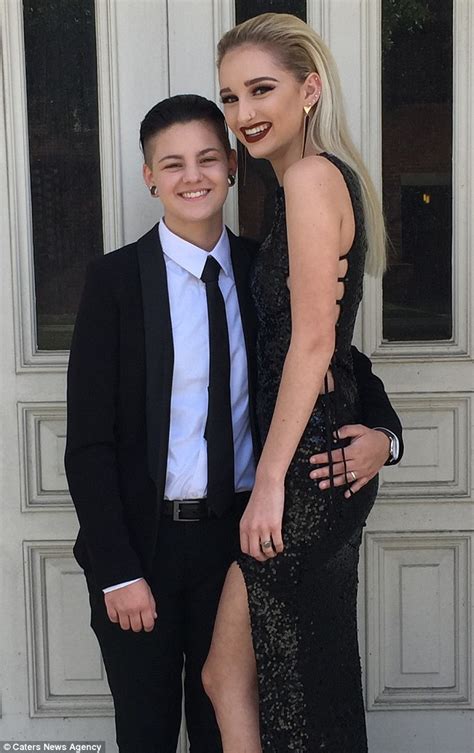 Florida Lesbian Teens Become First Same Sex Couple To Become Prom King Free Hot Nude Porn Pic
