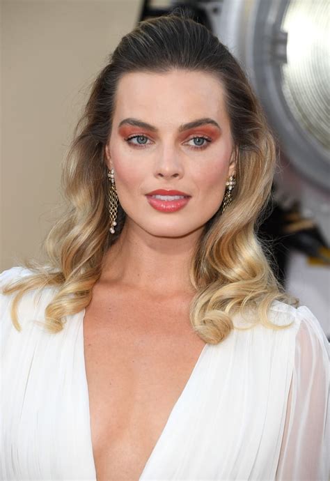 Margot Robbie Hair And Makeup Once Upon A Time In Hollywood Popsugar
