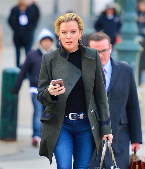 Megyn Kelly Shows Off New Hairstyle For Jury Duty Outing