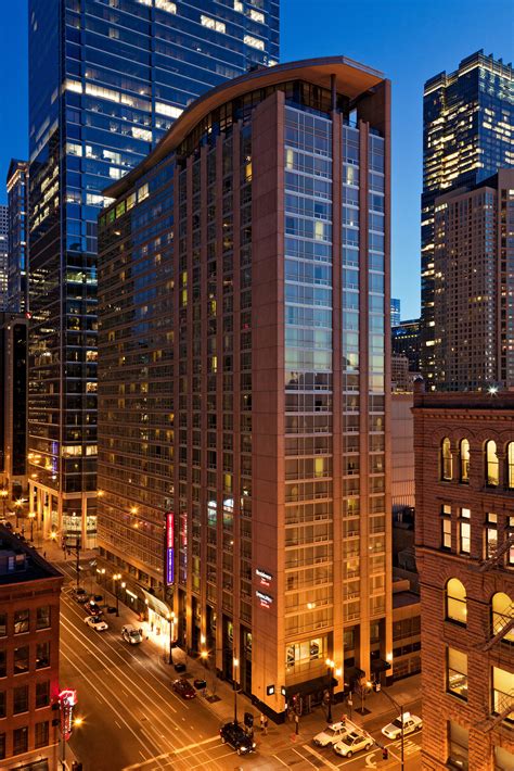 Residence Inn Chicago Downtownriver N First Class Chicago Il Hotels