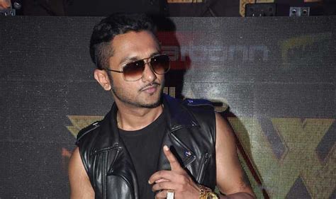 Omg Yo Yo Honey Singh All Set To Make A Comeback In Bollywood Entertainment News