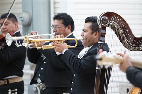 Hire Mariachi Serenata Mexicana Mariachi Band In Indio California