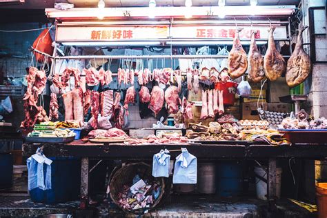 Did Coronavirus disease (COVID-19) originate in a wet market in Wuhan
