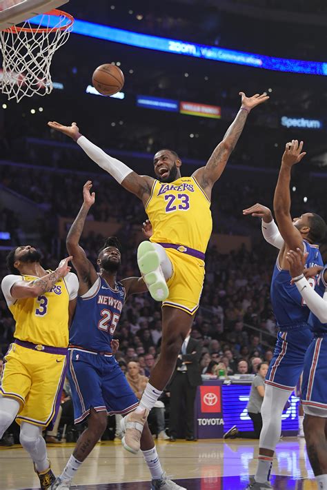 See the latest lakers news, player interviews, and videos. NBA roundup: Anthony Davis bruises lower back in Lakers ...