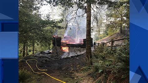 Washougal Log Cabin Destroyed By Fire Kptv Fox 12