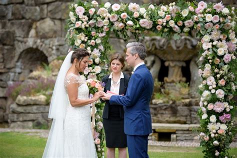 Ceremony Arch With Garden Roses Miriam Faith Floral Design Wedding