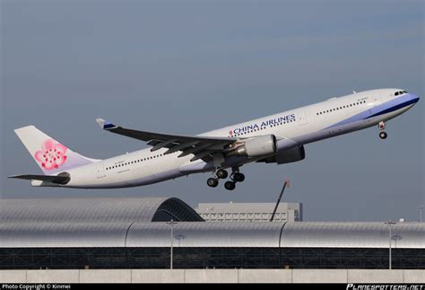 B 18357 China Airlines Airbus A330 302 Photo By Kinmei Id 1056756
