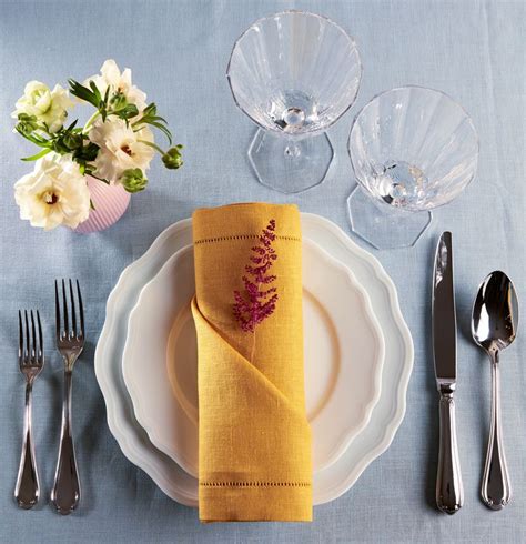 12 Sophisticated Ways To Fold A Napkin For Any Occasion Fancy Napkin