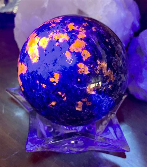 84mm Uv Yooperlite Aka Firestone Sphere Orb Ball Mineral Display Specimen