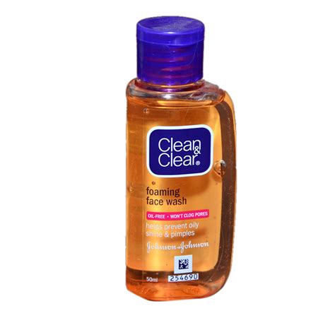 Clean and Clear Foaming Face Wash Review