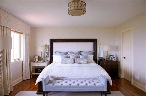 30 Bedrooms That Wow With Mismatched Nightstands