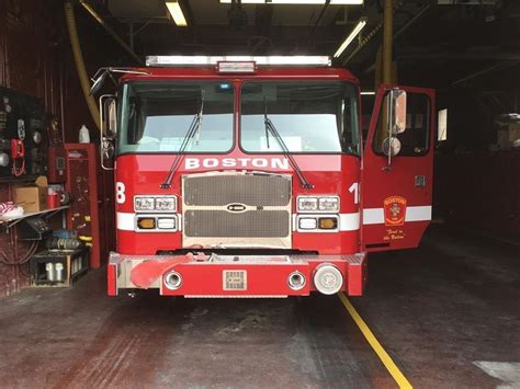 Pin By Carmen Zone On Fire Equipment Fire Trucks Fire Equipment