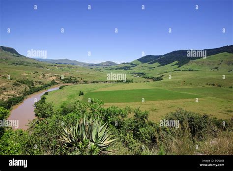 Fertile River Valley Hi Res Stock Photography And Images Alamy
