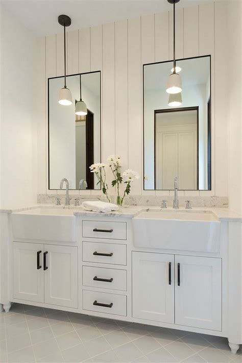 If you make a purchase from one of the links, i may i'm not even sure where to start with this one … but i can't believe we just remodeled the entire bathroom. Interior Design Ideas | Bathroom vanity remodel, Bathroom ...