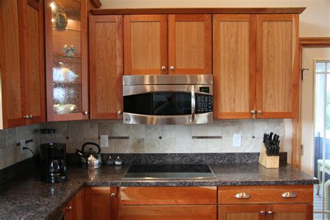 We carry an unbeatable selection of unfinished oak kitchen cabinets. Best Time to Buy Kitchen Cabinets