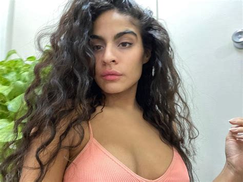 51 Jessie Reyez Nude Pictures Are An Appeal For Her Fans The Viraler