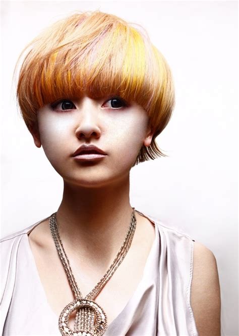 Mushroom Haircut For Asian Girls Bold Highlighted Bowl Cut Styles