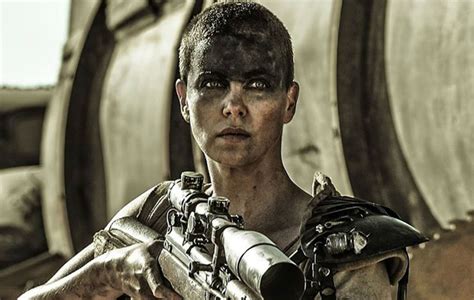 A complete prosthetic prop arm for scenes where the. Ya sabemos quién interpretará a Furiosa en la precuela de ...