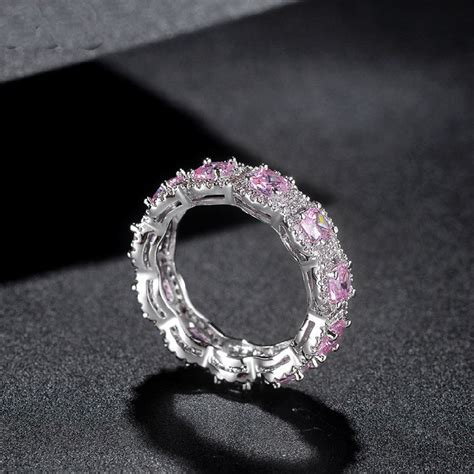 Kylie Jenner Signature Eternity Band Ring In Square Pink Bijouterie Gonin