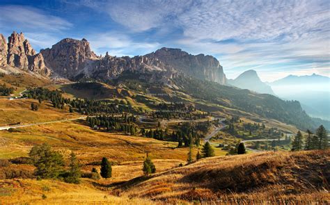 Alps Italy View Dolomite Sunny Mountains