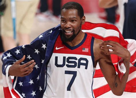 2021 Olympics Kevin Durant Flexes After Gold Medal Win
